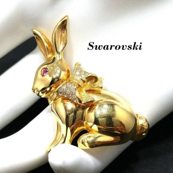 Swarovski Swan Logo Rabbit Brooch Pin, Pink Crystal Eye, Clear Rhinestone Collar - Picture 1 of 9